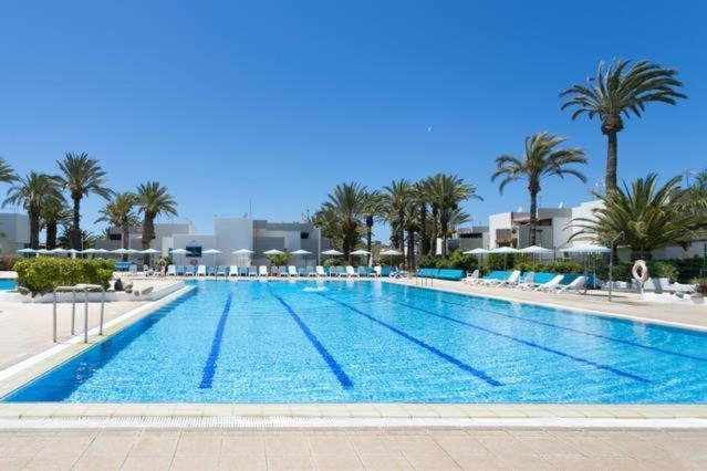 Primavera Appartement Tot 7 Personen Ideaal Voor Backpackers Arona  Kültér fotó