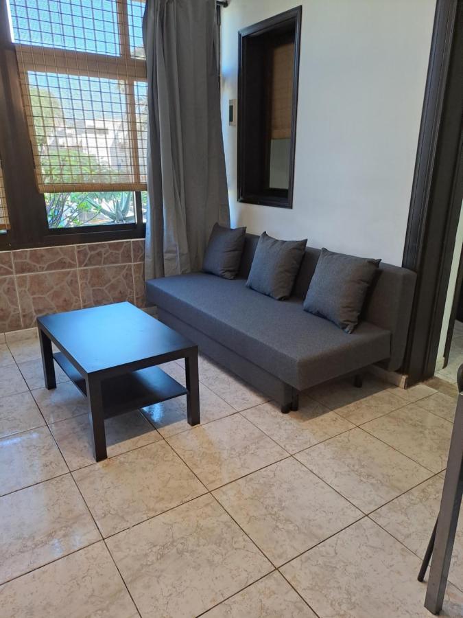 Primavera Appartement Tot 7 Personen Ideaal Voor Backpackers Arona  Kültér fotó