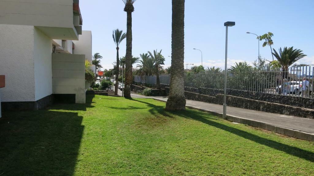 Primavera Appartement Tot 7 Personen Ideaal Voor Backpackers Arona  Kültér fotó