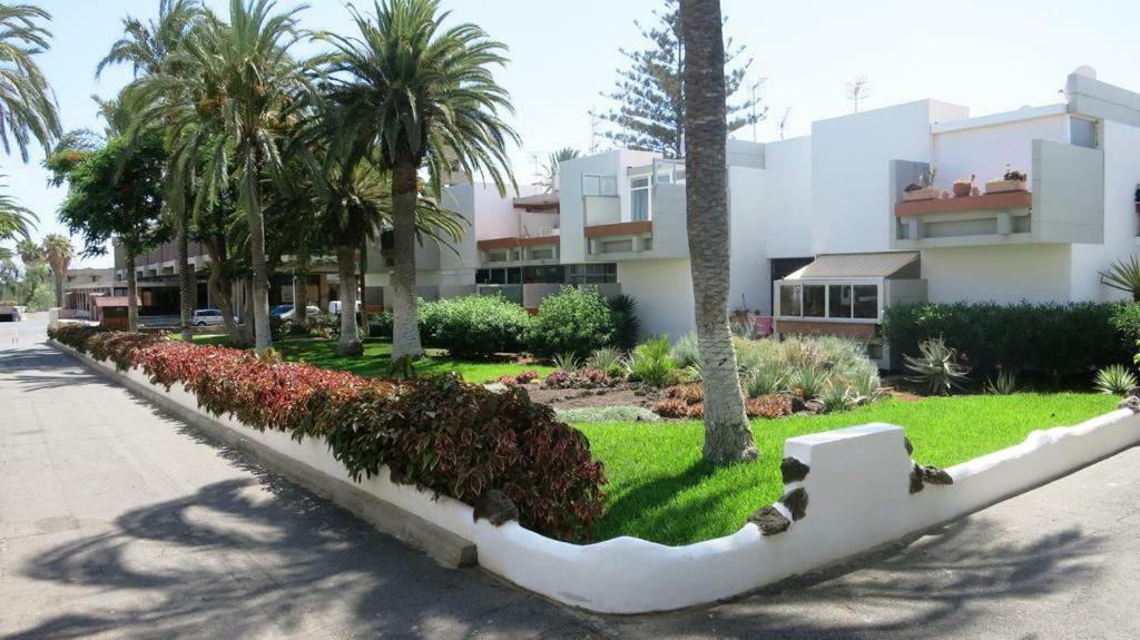 Primavera Appartement Tot 7 Personen Ideaal Voor Backpackers Arona  Kültér fotó